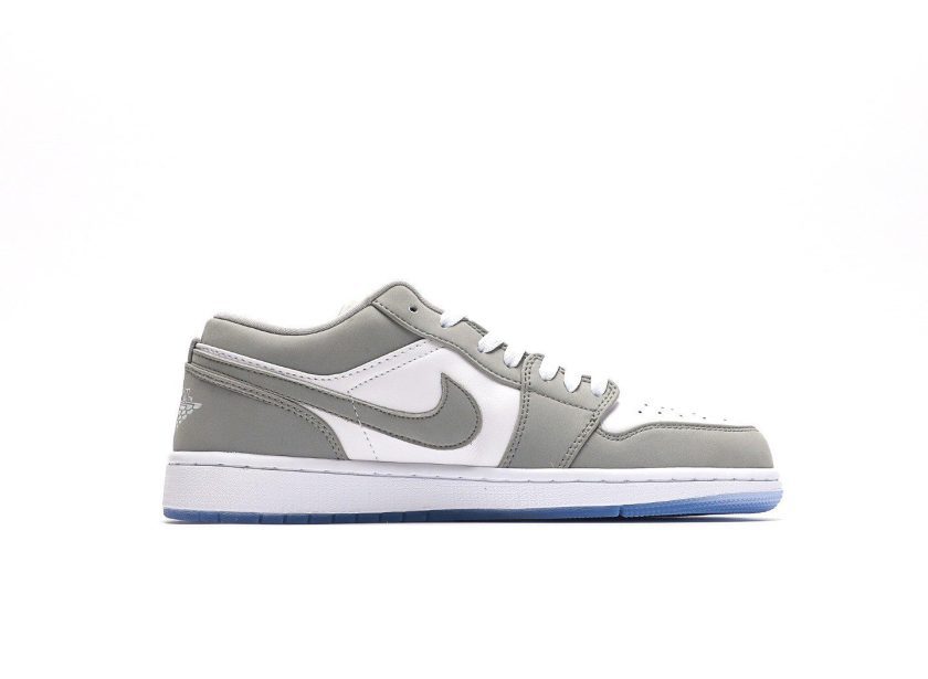 Air Jordan 1 Low Wolf Grey - Image 2