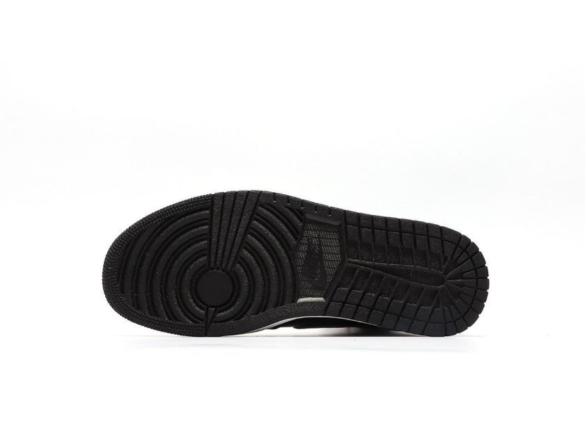 Air Jordan 1 Retro High OG “Shadow” - Image 4