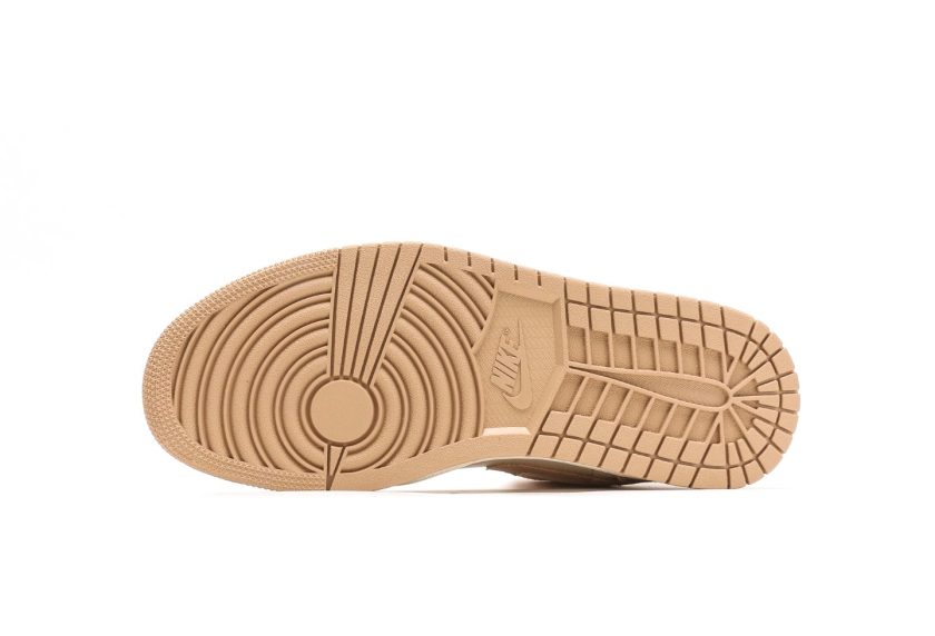 Air Jordan 1 Mid "Light Tan" - Image 4