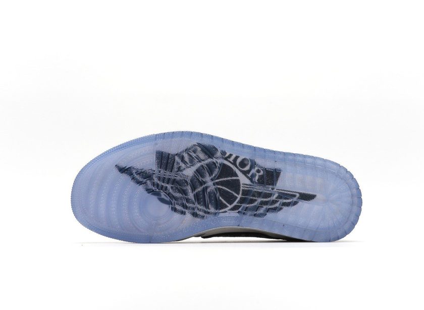 Dior x Air Jordan 1 Low - Image 4