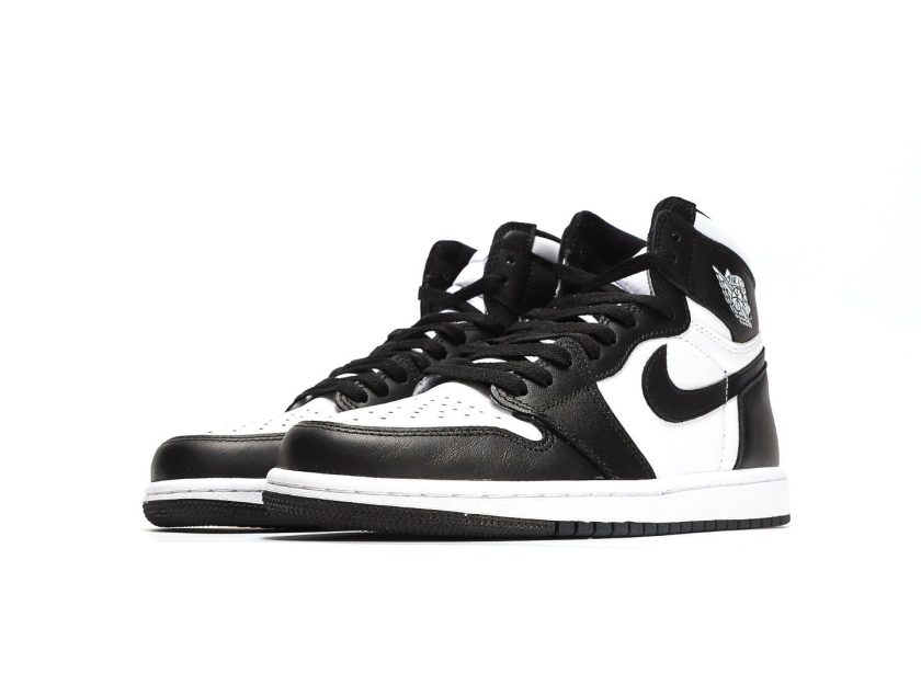 Air Jordan 1 Retro High OG Black-White - Image 5