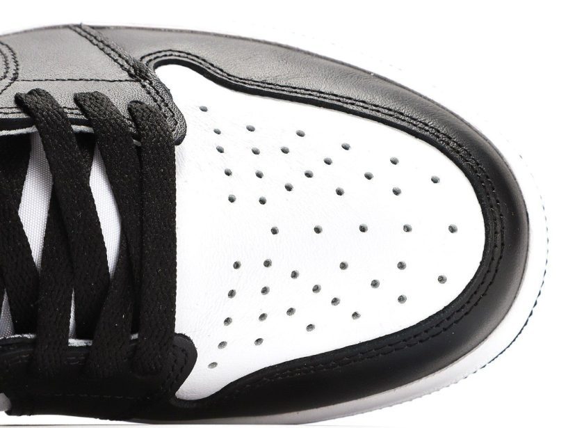 Air Jordan 1 Retro High OG Black-White - Image 8