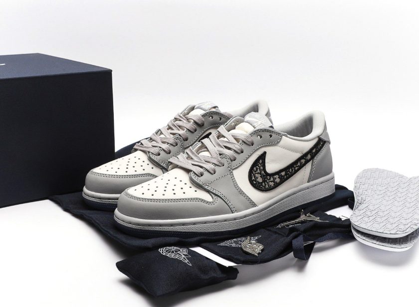 Dior x Air Jordan 1 Low - Image 9