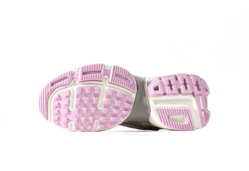V2K Run "Pink Foam" - Image 4