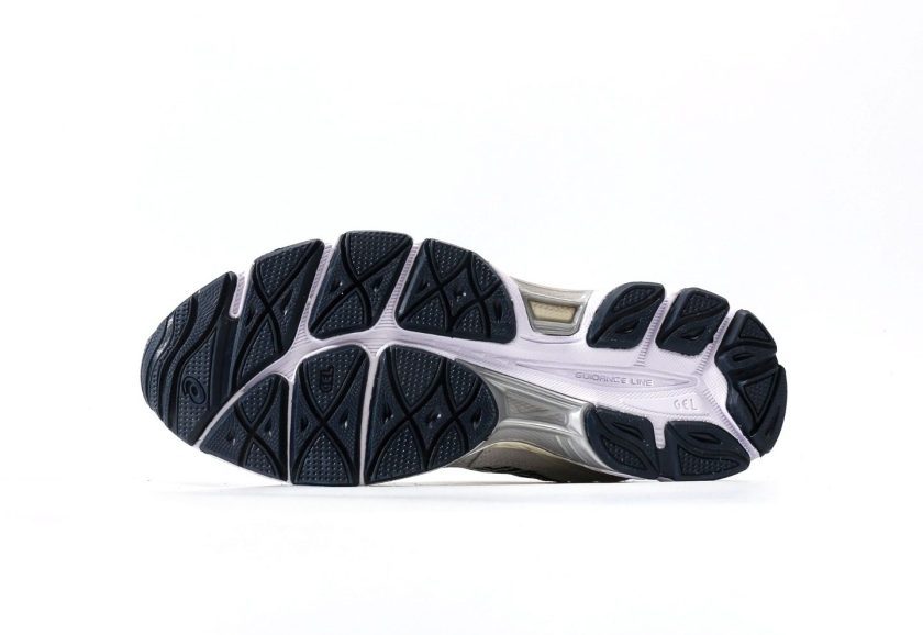 Gel-NYC "White Black" - Image 4