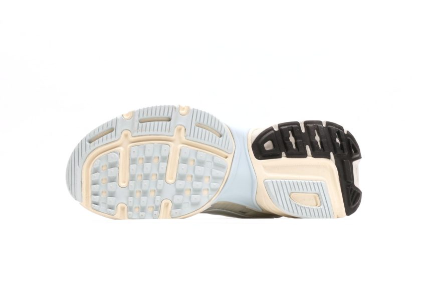 V2K Run "Light Bone Metallic Platinum" - Image 4