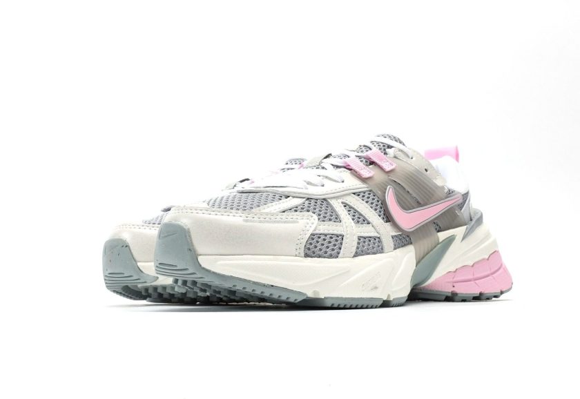 V2K Run "Pink Foam" - Image 5