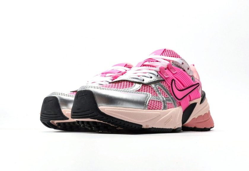 V2K "Pink Silver Run Runtekk" - Image 5