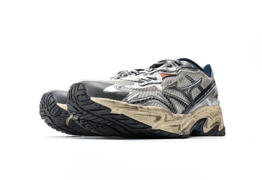 Mizuno Adventure "Silver Navy" - Image 5