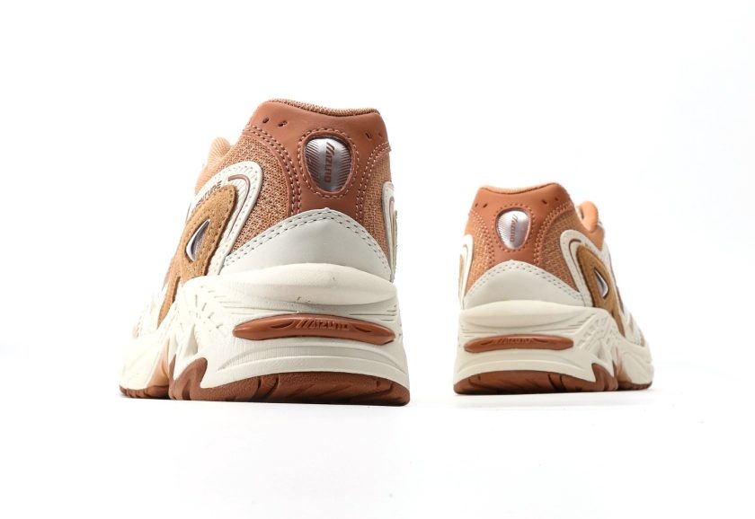 Mizuno Adventure Twe "White Orange" - Image 6