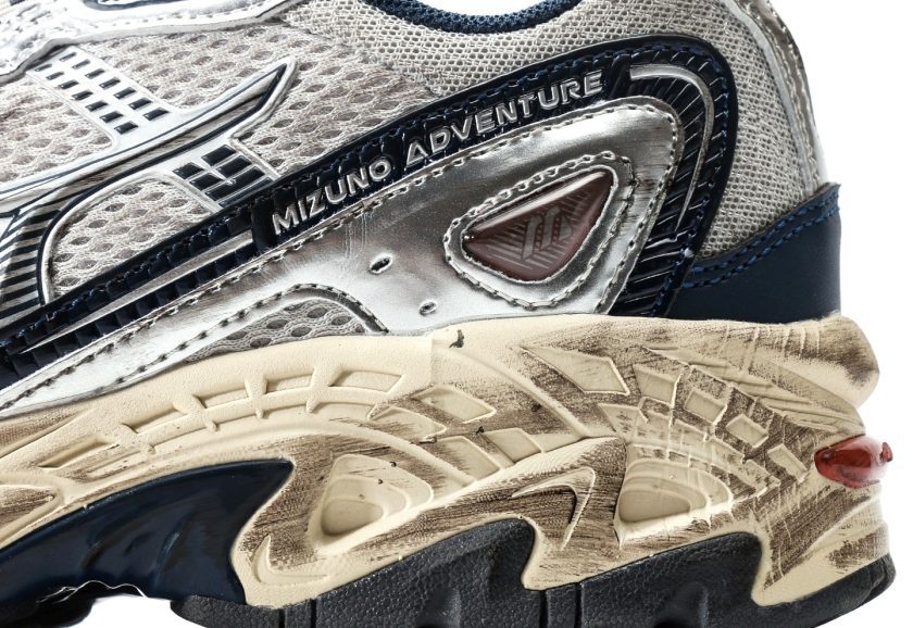 Mizuno Adventure "Silver Navy" - Image 7