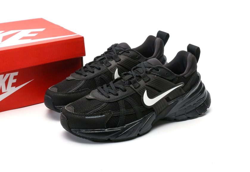 V2K Run "Black Anthracite" - Image 9