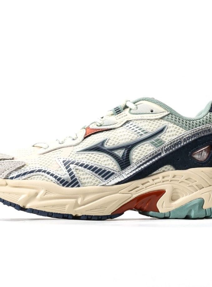Mizuno Adventure "Off White Green"
