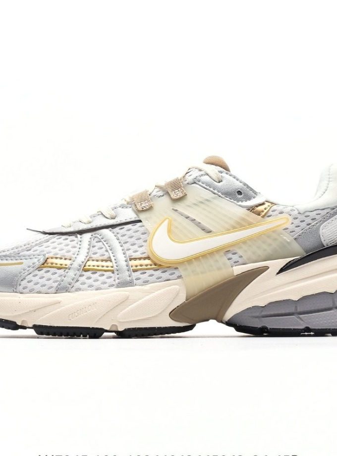 V2K Run "White Khaki Metallic"